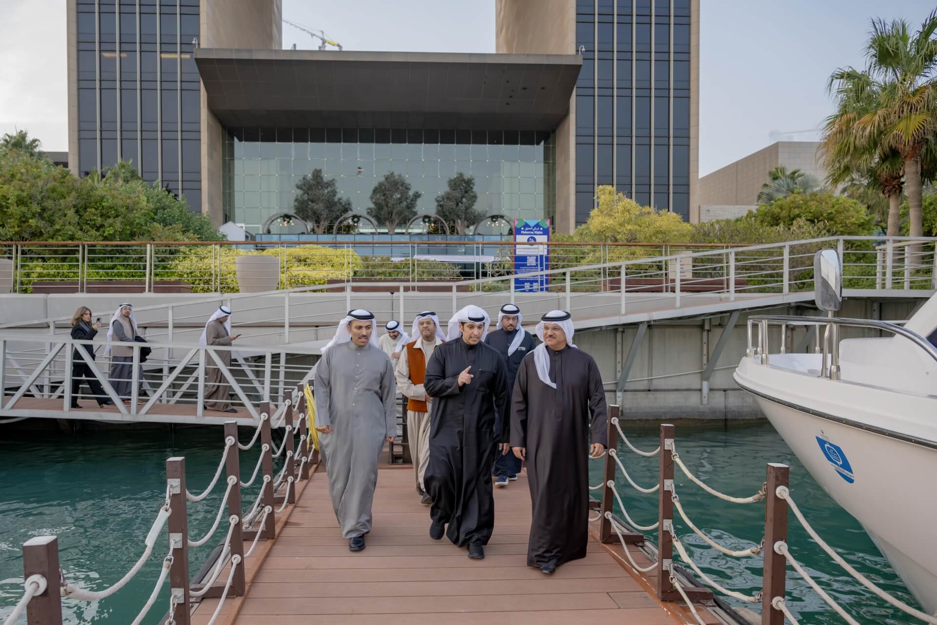 Kuwaiti Information and Culture Minister visits Muharraq Nights Festival